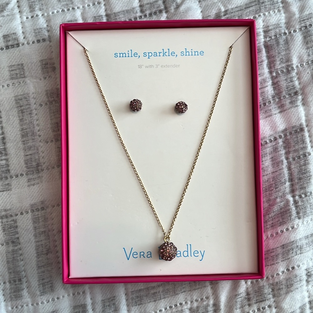 Necklace and earring set